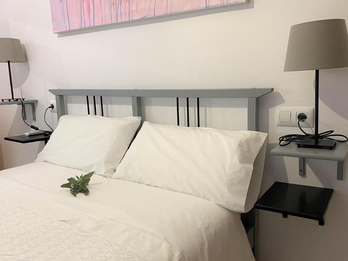 Apartamento Entero A 10 Minutos En Coche De Sevilla Centro Camas Dış mekan fotoğraf